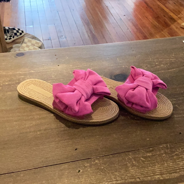 Pink bow sandal