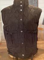 Blakely vest