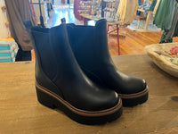 Meg Boots